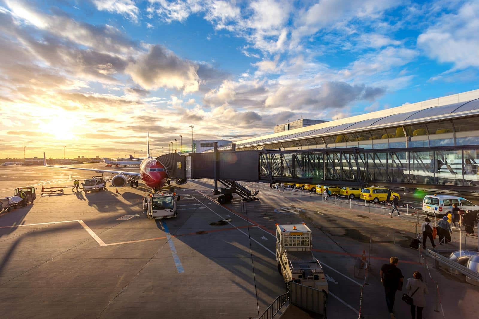 melhor época para comprar passagem aérea