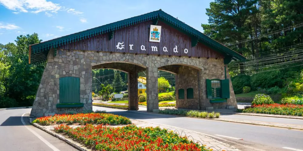 Pacote de viagem gramado 3